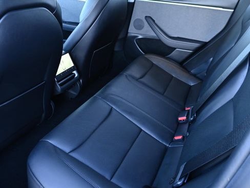 Used 2025 Tesla Model 3 Long Range image 7