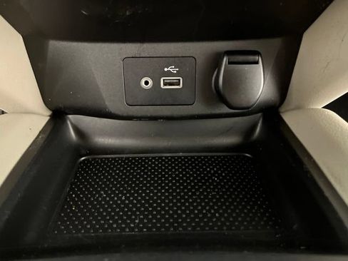 Used 2022 Nissan Rogue Sport SV FWD image 29