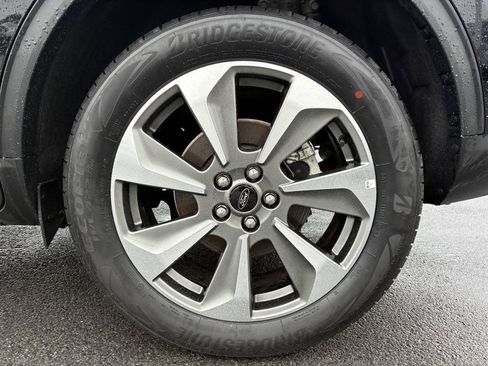 Used 2025 Ford Escape Platinum AWD/4WD image 31