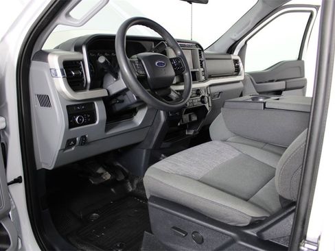 Used 2024 Ford F350 XLT w/ FX4 Off-Road Package image 18