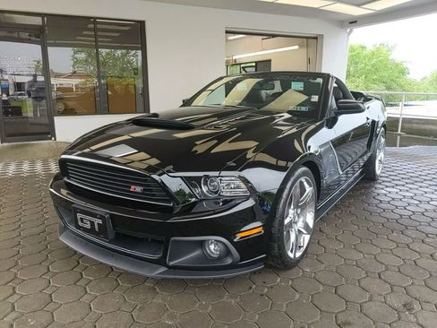 Used 2014 Ford Mustang GT Premium w/ Electronics Package RWD image 14