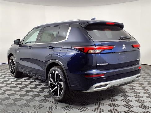 New 2025 Mitsubishi Outlander SEL image 5