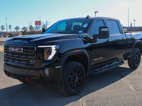 Used 2024 GMC Sierra 2500 AT4 w/ Snow Plow Prep/Camper Package image 3