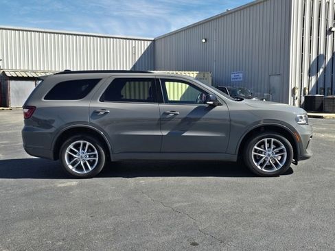 Used 2024 Dodge Durango GT image 7