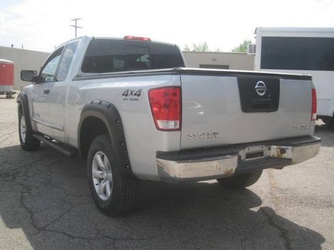 Used 2012 Nissan Titan SV AWD/4WD image 7