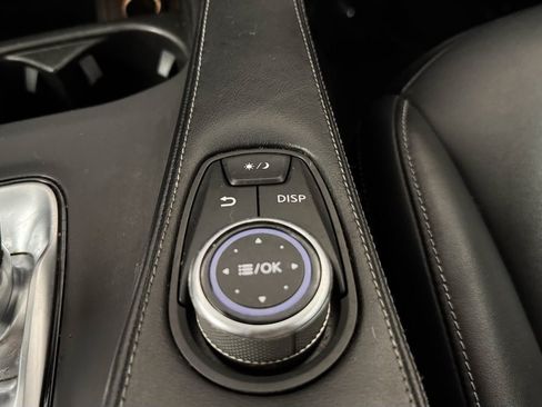 Used 2019 INFINITI QX50 Pure FWD image 22