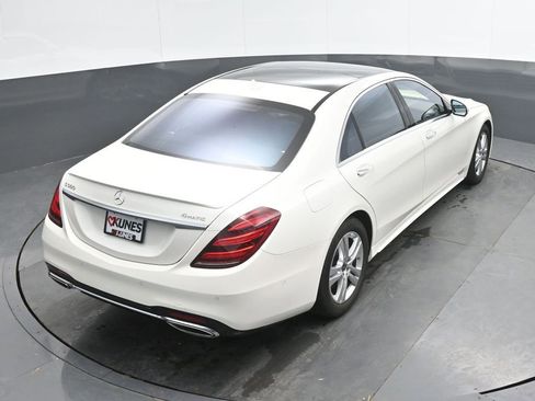 Used 2019 Mercedes-Benz S 560 4MATIC Sedan image 31