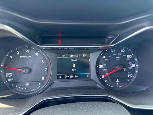 Used 2023 Chevrolet TrailBlazer LT AWD/4WD image 10