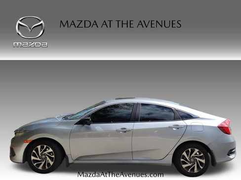 Used 2018 Honda Civic EX image 7