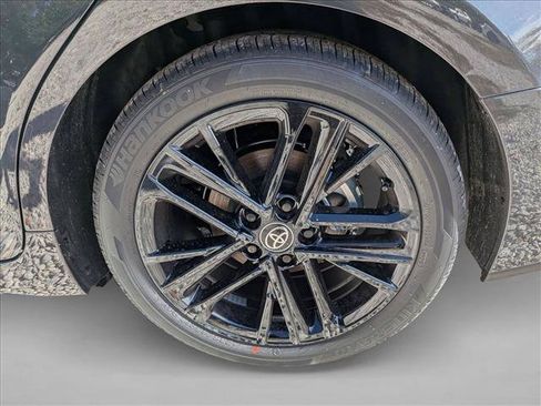 New 2026 Toyota Camry SE FWD image 9