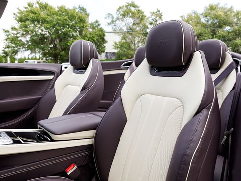 New 2026 Bentley Continental GTC image 20