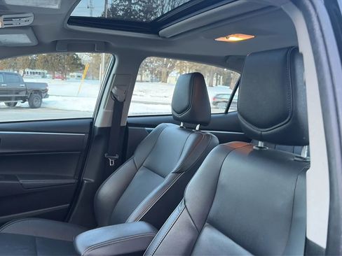 Used 2016 Toyota Corolla S Premium image 27