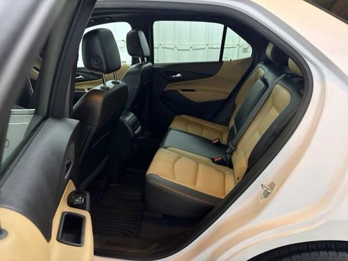 Used 2023 Chevrolet Equinox Premier FWD image 18
