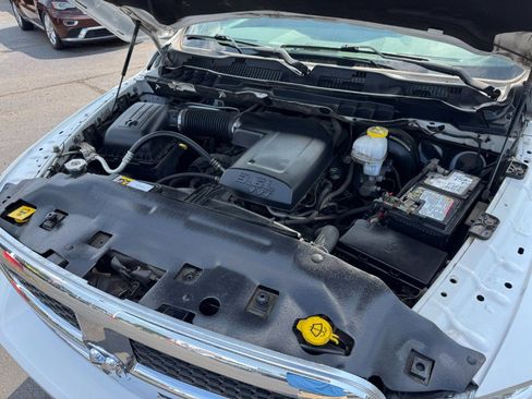 Used 2019 RAM 1500 ST w/ SXT Plus Group AWD/4WD image 21