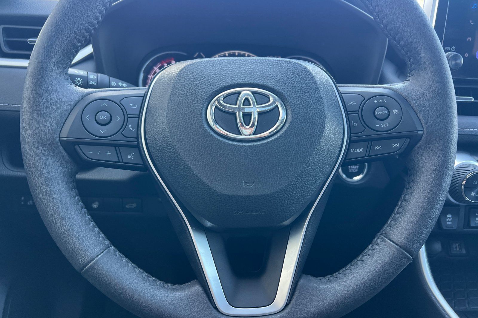 Used 2024 Toyota RAV4 XLE Premium w/ Weather Package FWD image 23