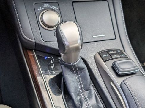 Used 2017 Lexus ES 350 w/ Luxury Package FWD image 20