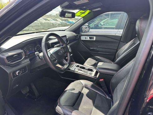 Certified 2023 Ford Explorer ST-Line AWD/4WD image 16