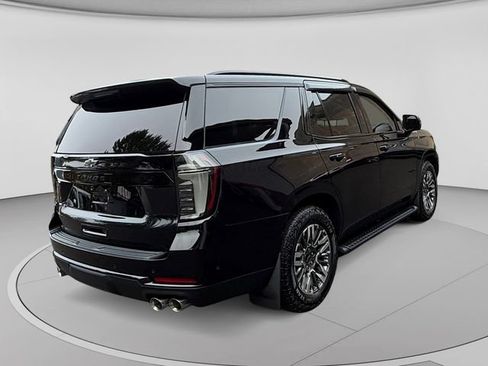 Used 2025 Chevrolet Tahoe Z71 w/ Z71 Off-Road Package AWD/4WD image 5