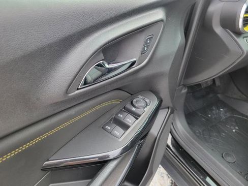 Used 2024 Chevrolet Trax LT w/ Driver Confidence Package image 7