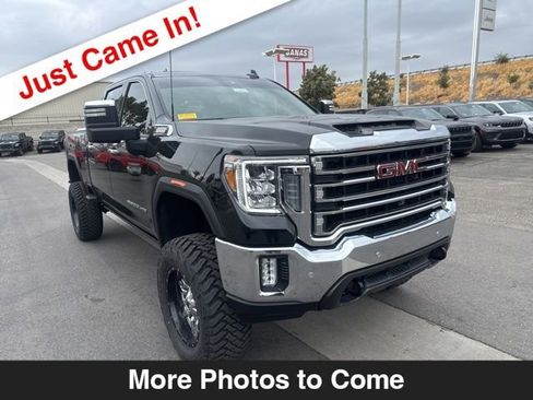 Used 2022 GMC Sierra 2500 SLT w/ SLT Premium Package AWD/4WD image 8