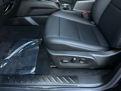 New 2026 GMC Canyon Elevation w/ Convenience Package image 12