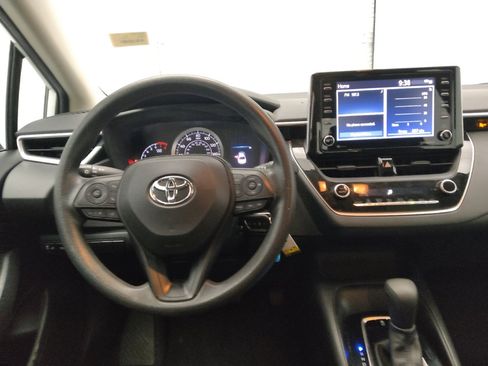 Used 2021 Toyota Corolla LE w/ Carpet Mat Package (TMS) FWD image 22