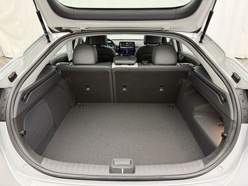 Used 2021 Hyundai Ioniq Limited image 30