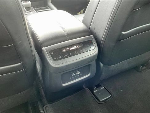 Used 2024 Nissan Pathfinder SL w/ SL Premium Package FWD image 12