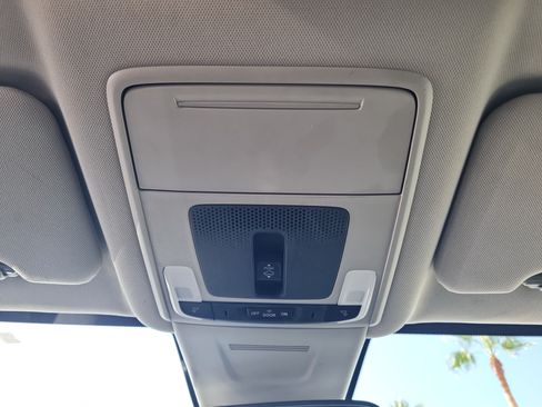 Used 2025 Honda CR-V EX image 32