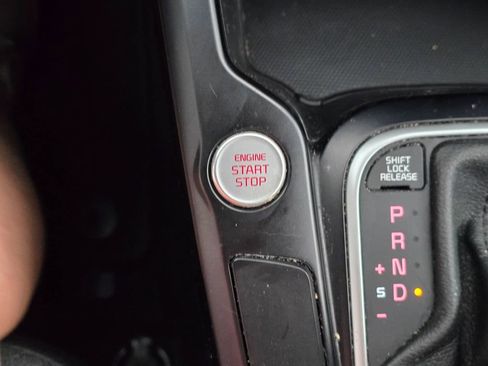 Used 2020 Kia Soul GT-Line w/ GT 2.0L Power Sunroof Package FWD image 18