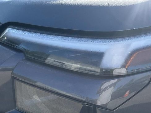 New 2026 Subaru Outback Touring AWD/4WD image 9