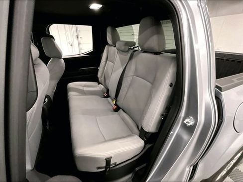Used 2025 Toyota Tacoma SR5 AWD/4WD image 24