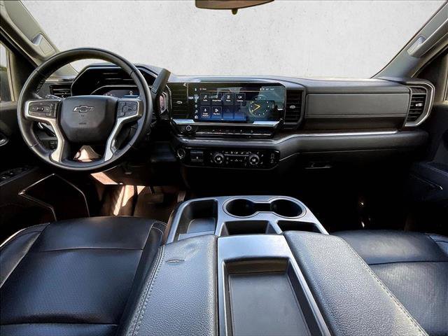 Used 2023 Chevrolet Silverado 1500 LT Trail Boss w/ Protection Package AWD/4WD image 12