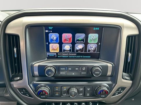 Used 2018 GMC Sierra 1500 Denali AWD/4WD image 16