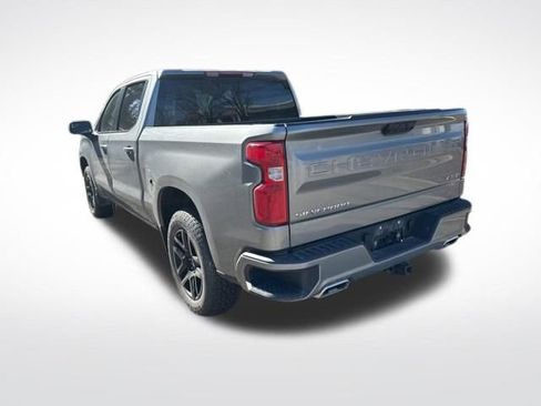 Used 2023 Chevrolet Silverado 1500 RST image 3