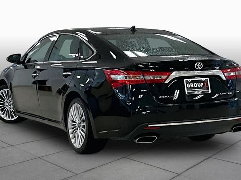 Used 2017 Toyota Avalon Limited FWD image 11