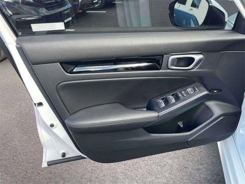 Certified 2024 Honda Civic Touring image 15