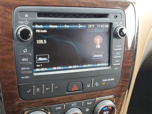 Used 2017 Buick Enclave Premium image 27