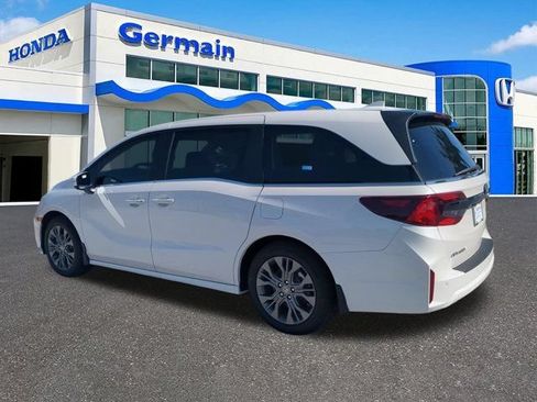 New 2026 Honda Odyssey Touring image 5
