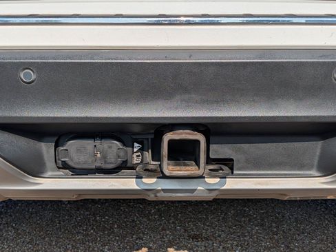 Used 2021 Ford Explorer Limited w/ Equipment Group 301A RWD image 33