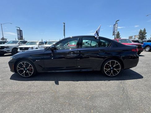 Used 2023 BMW 530e w/ M Sport Package RWD image 7