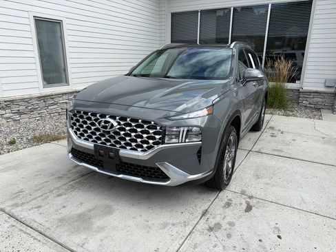 Used 2023 Hyundai Santa Fe SEL w/ Premium Package AWD/4WD image 2