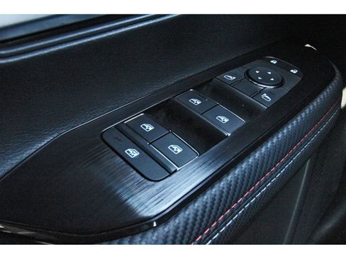Certified 2025 Nissan Kicks SR FWD image 22