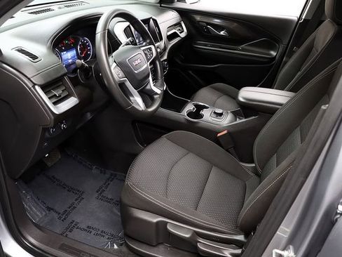 Certified 2024 GMC Terrain SLE AWD/4WD image 10