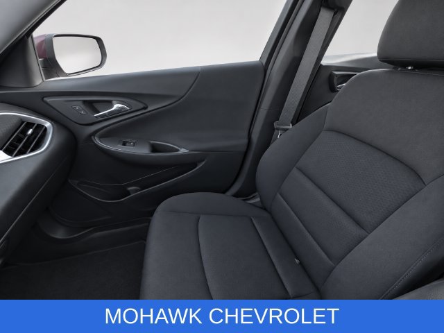 Used 2024 Chevrolet Malibu RS FWD image 17