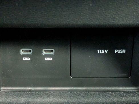 Certified 2023 Volkswagen Atlas SE FWD image 19