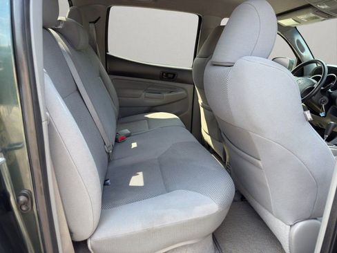 Used 2011 Toyota Tacoma 4x4 Double Cab image 12
