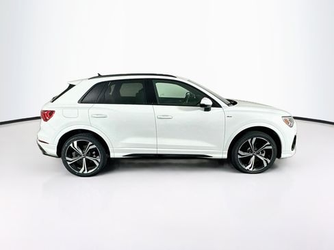 Used 2023 Audi Q3 2.0T Premium Plus w/ Premium Plus Package AWD/4WD image 10