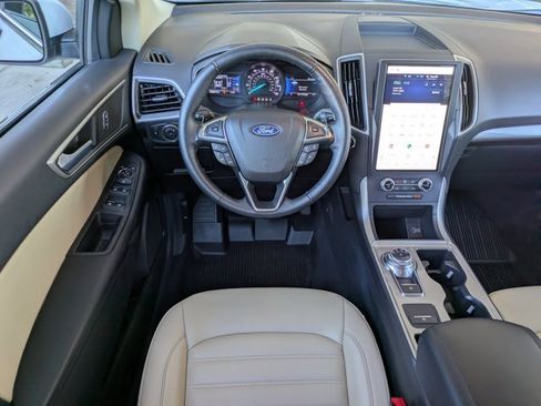 Certified 2024 Ford Edge SEL w/ Convenience Package image 13