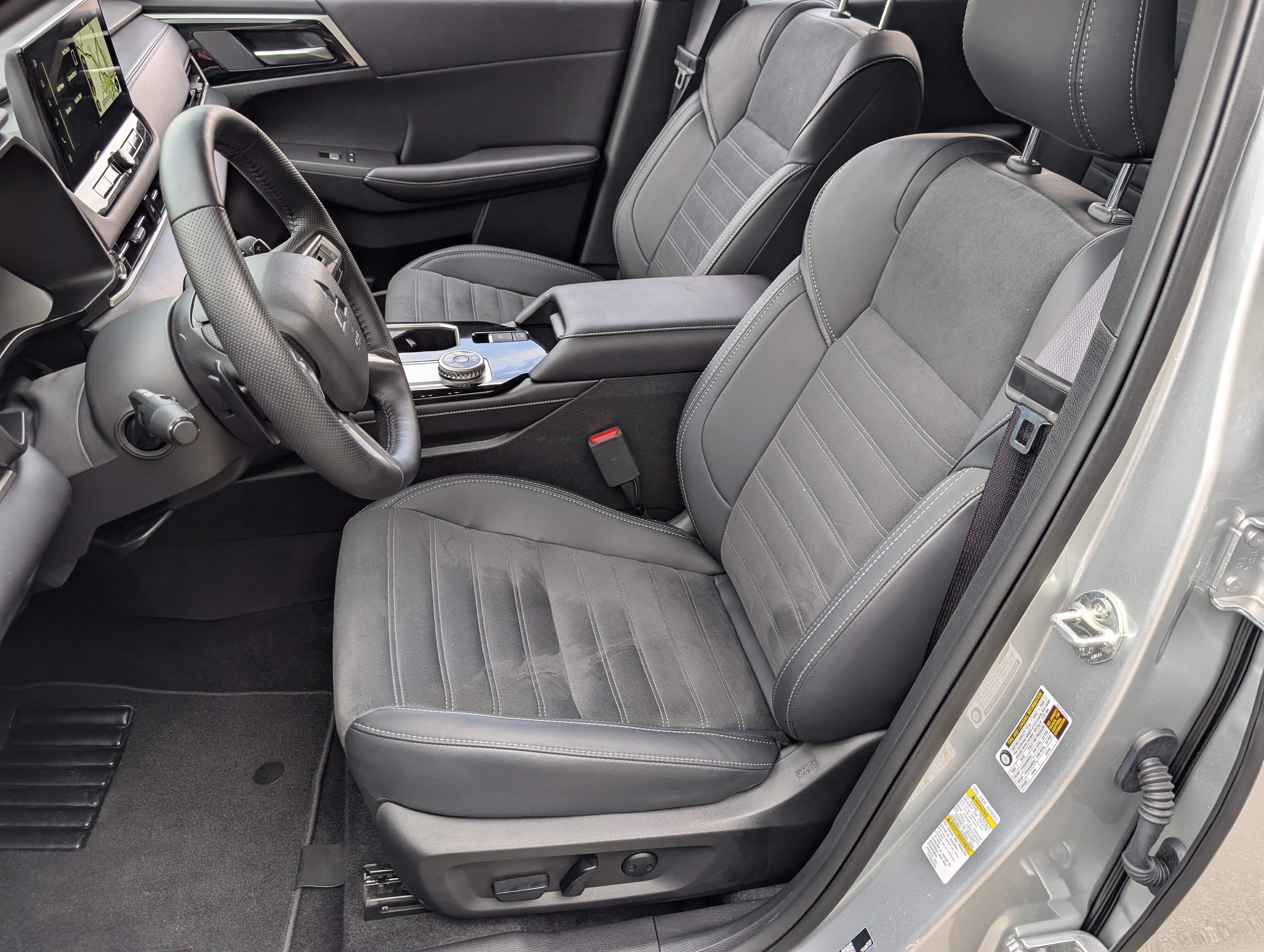 Used 2026 Mitsubishi Outlander SE AWD/4WD image 16
